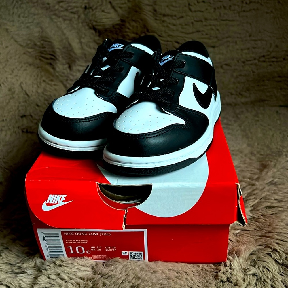 Brand new Nike dunk black